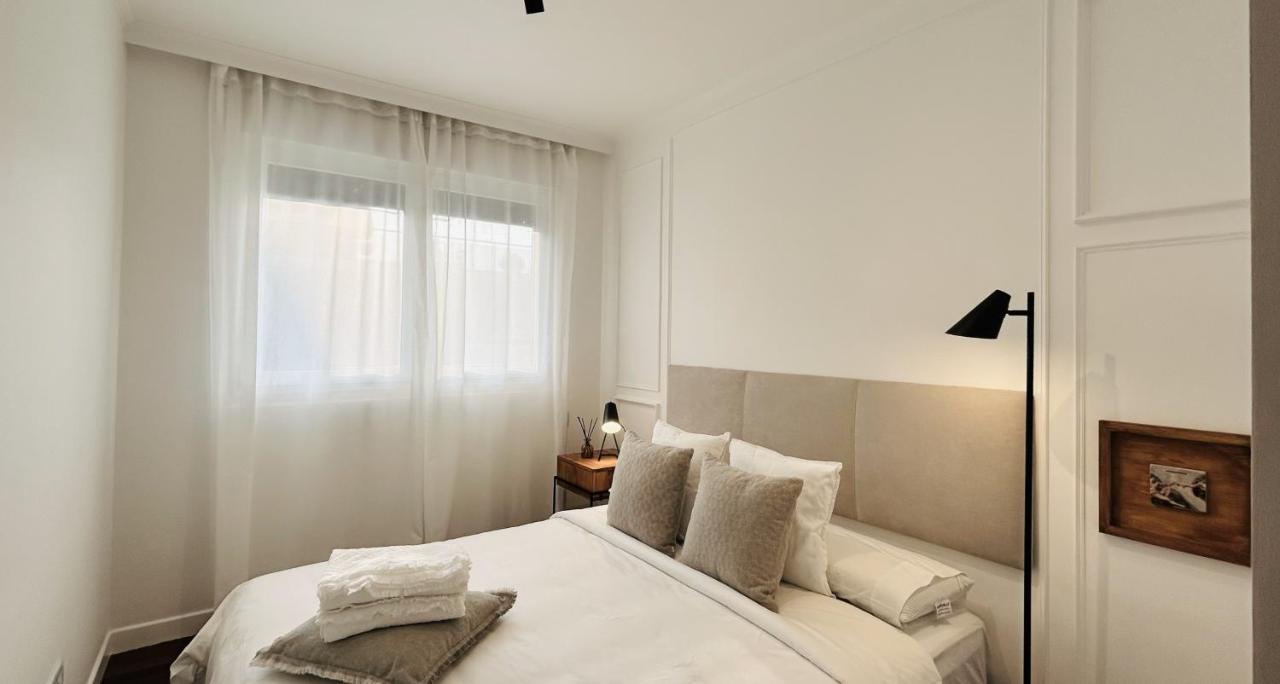 Atico Duplex Con Terraza En Santander Appartement *