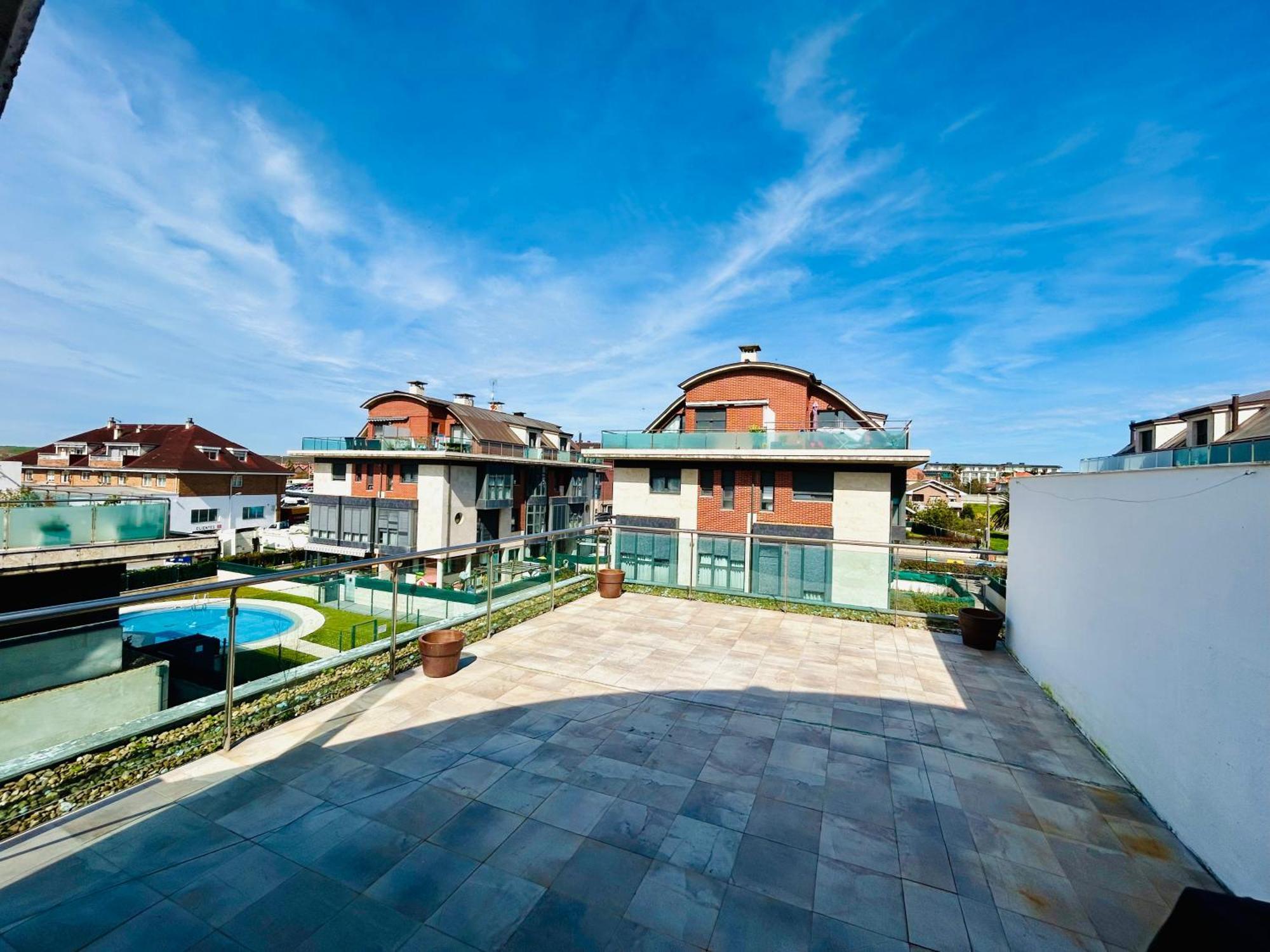 Atico Duplex Con Terraza En Santander * Santa Cruz De Bezana